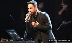 Karadeniz’in Sevilen Şarkıcısı Ebral Aydın’dan Mest Eden Akustik Performanslar