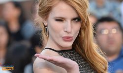 Bella Thorne Seksi Noel Kostümüyle Noel Baba’yı Çağırdı!