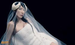 Hande Yener'in Kıyafeti Olay Oldu! 'Giyinmeyi Unuttum..'