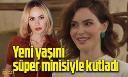 Seksenler’in Amelie’si Zeynep Demirel’den süper mini elbiseli doğum günü pozu!