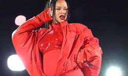 Rihanna sahnelere dönüyor! 40 milyon dolarlık anlaşmaya imza attı
