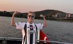 Sharon Stone: "Beşiktaş formasını giymek benim için onurdu"
