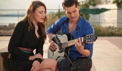 Serenay Sarıkaya eski sevgilisi Çağatay Ulusoy'u şaşkına çevirdi!