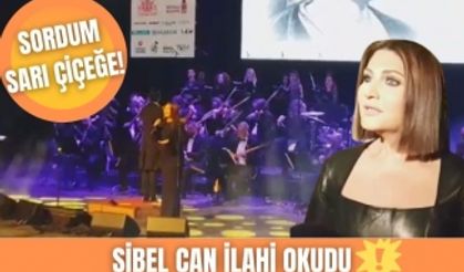 Sibel Can ilahi okudu! Sibel Can "Sordum Sarı Çiçeğe" ilahisini sahnede söyledi!