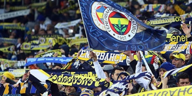 UEFA'dan Fenerbahçe taraftarına ''uygunsuz davranış'' nedeniyle soruşturma