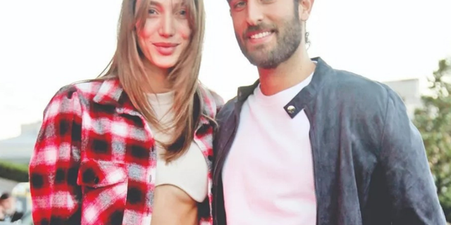 Şevval Şahin ve Murat Kazancoğlu denizin ortasında fena aşka geldi! Romantik anları anbean görüntülendi