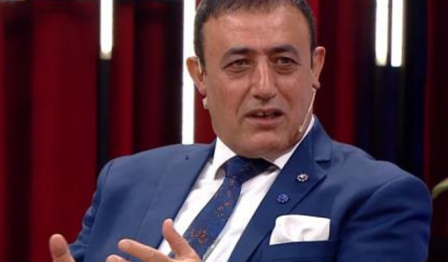 Nuri Sesigüzel'in cenazesinde Mahmut Tuncer'den 20 TL isteyen kadına "Yüzsüz müsün?" çıkışı!