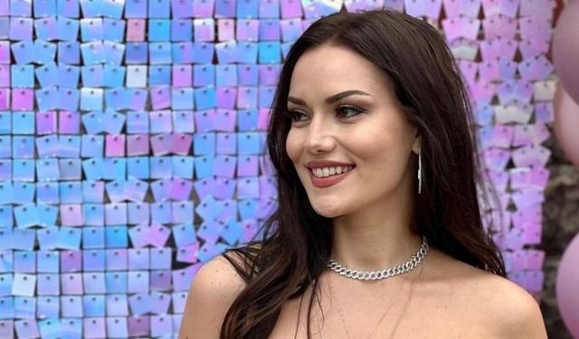 Fahriye Evcen doğum gününü kutladı! 2 çocuk annesi fit görünümüyle beğeni topladı