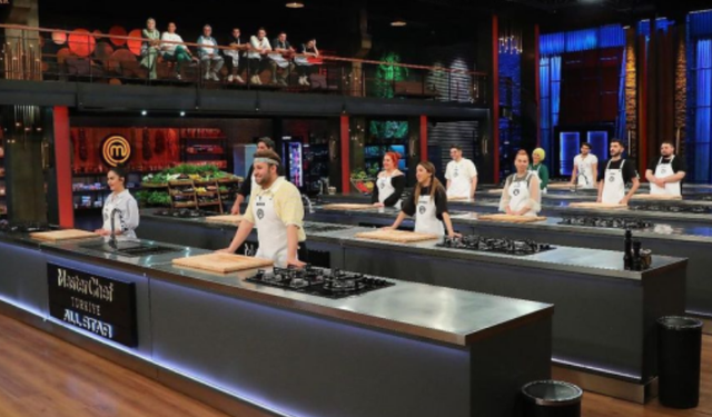 MasterChef Türkiye All Star'da şefler seçim yapmakta zorlandı... Masterchef'te bir ilk yaşandı!