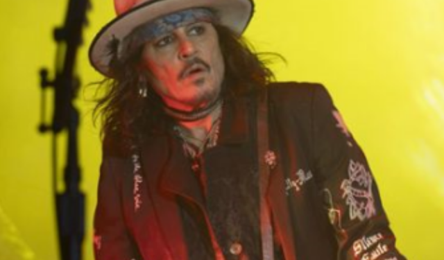 Otel odasında baygın bulunan Johnny Depp'in sağlık durumu nasıl? Hollywood Vampires grubundan ilk açıklama!