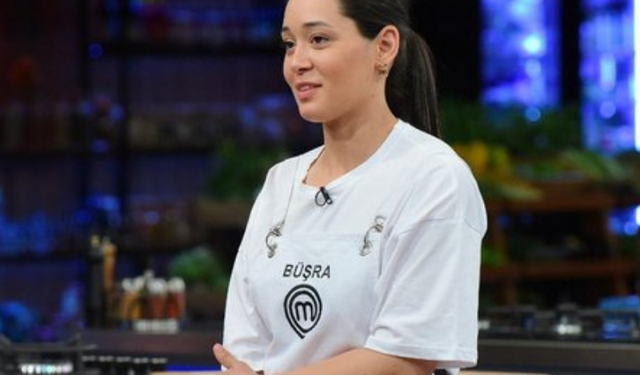 MasterChef All Star yarışmacısı Büşra'ya müzisyen sevgilisinden sürpriz teklif!