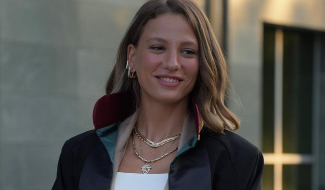 Serenay Sarıkaya peruğa veda etti!