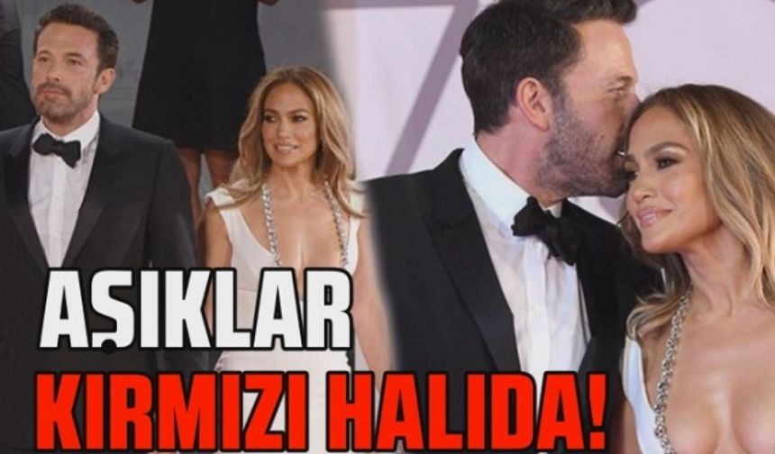 Jennifer Lopez ve Ben Affleck kırmızı halıda boy gösterdi