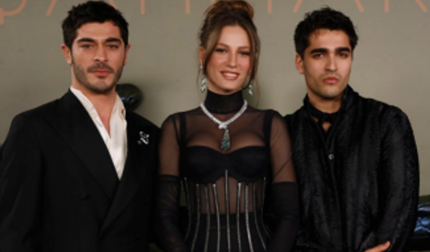 Mert Ramazan Demir, Burak Deniz, Serenay Sarıkaya Şahmaran galasında şarkı söyledi!