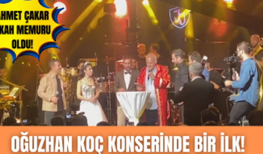 Konser sahnesinde Oğuzhan Koç ve Ertem Şener şahit, Ahmet Çakar nikah memuru oldu