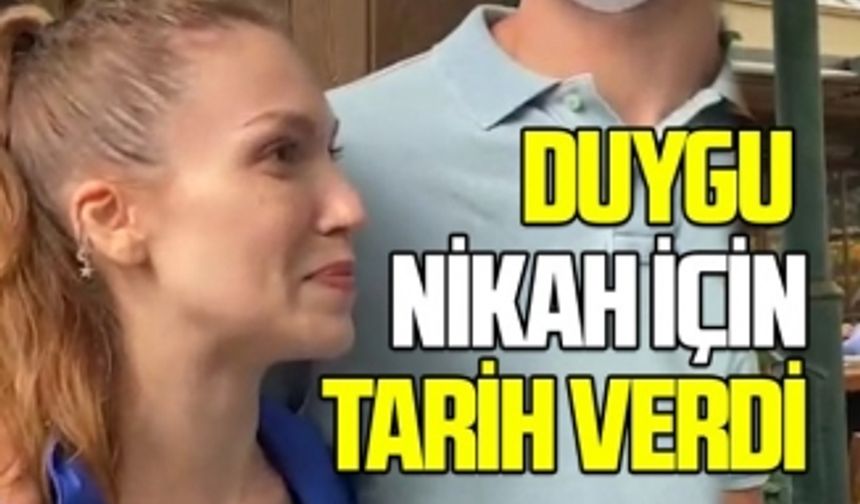 Duygu Özaslan sevgilisi Can Maxim Mutaf ile evlilik tarihini açıkladı!