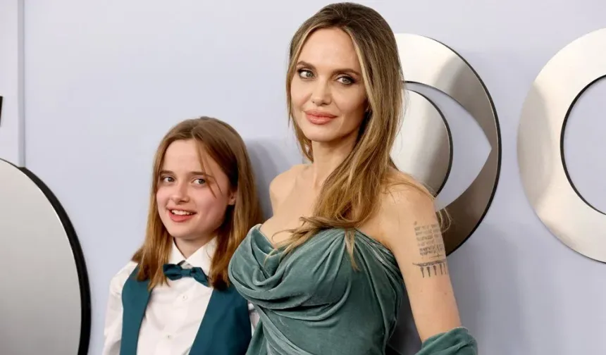 Angelina Jolie kızıyla ödül töreninde