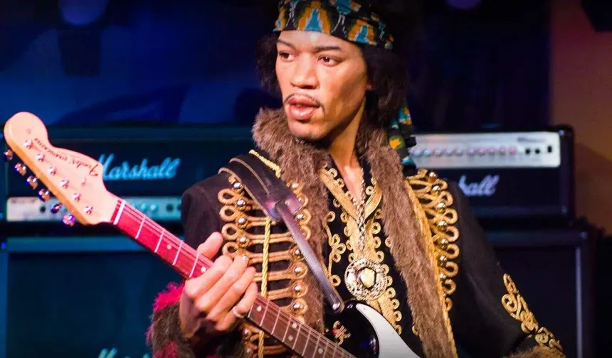 Jimi Hendrix'in daha önce hiç duyulmamış şarkıları açık artırmaya çıkıyor